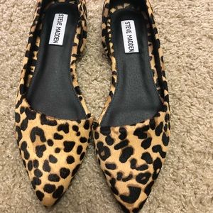 NWOT Steve Madden flats
